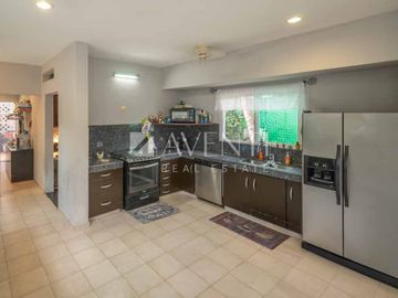Casa disponible en Campestre Residencial en Cancún, Quintana Roo.