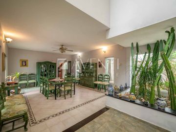 Casa disponible en Campestre Residencial en Cancún, Quintana Roo.