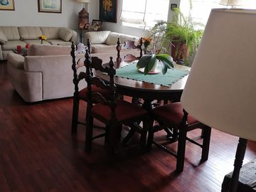 Duplex en venta a pasos del colegio Pestalozzi, Aurora