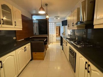 Departamento En Alquiler Us$ 1,700, Santiago De Surco, Cerca A La Embajada De EEUU