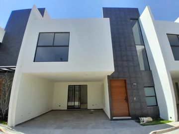 CASA EN VENTA SAN BERNARDINO TLAXCALANCINGO PUEBLA