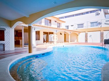 Casa de 5 habitaciones en Venta en La Carolina, Machala