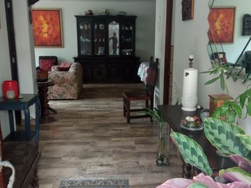Casa en venta en surco cerca de avenidas como Caminos del Inca e Higuereta