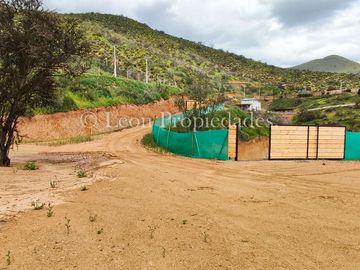 Se vende Parcela de 22.600 mts2 en condominio Entre Valles.