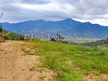 Se vende Parcela de 22.600 mts2 en condominio Entre Valles.