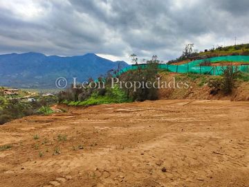 Se vende Parcela de 22.600 mts2 en condominio Entre Valles.