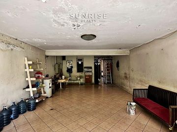 Dijual Rumah Lama Near Jl Cendana & Suwiryo Menteng Jakarta Pusat
