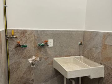 Venta de Departamento de 4 recámaras en Real Antigua, Zona Esmeralda. Atizapán de Zaragoza.