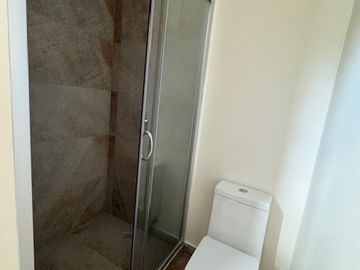 Venta de Departamento de 4 recámaras en Real Antigua, Zona Esmeralda. Atizapán de Zaragoza.