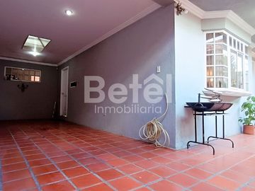 VENTA Casa EN PUERTAS DEL SOL - 100m de Plaza Soleil