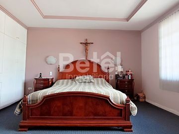 VENTA Casa EN PUERTAS DEL SOL - 100m de Plaza Soleil