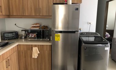 3 Bedroom Unit Fully Furnished in Acacia Estates