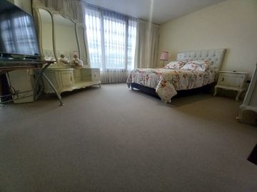 Venta de Hermosa Casa de 2 plantas en La Molina