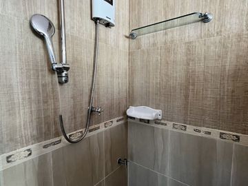 House for sale 3 bedrooms with Built-in furniture in Koolpunt Ville 6