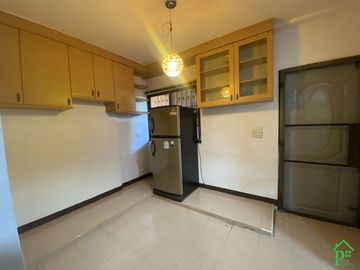 House for sale 3 bedrooms with Built-in furniture in Koolpunt Ville 6