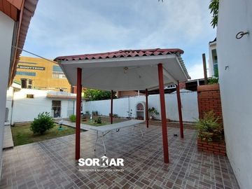Se vende casa independiente en Riomar, Barranquilla