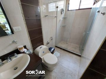 Se vende casa independiente en Riomar, Barranquilla