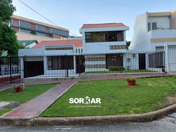 Se vende casa independiente en Riomar, Barranquilla