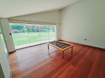 Oportunidad por viaje casa Remodelada Zona Exclusiva Molina vieja 700m2