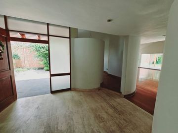 Oportunidad por viaje casa Remodelada Zona Exclusiva Molina vieja 700m2