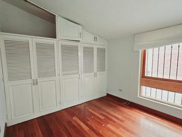 Oportunidad por viaje casa Remodelada Zona Exclusiva Molina vieja 700m2