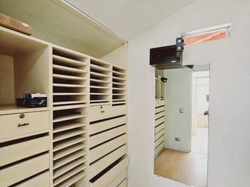 Oportunidad por viaje casa Remodelada Zona Exclusiva Molina vieja 700m2
