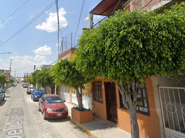 SE VENDE CASA EN: CELAYA, GUANAJUATO *REC BANC*