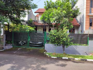 Dijual Rumah Siap Huni di Bintaro Sektor 9, Komplek Maleo Residence