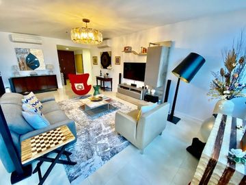 For Rent/Sale: Tastefully furnished Three Bedroom Unit in The Suites, BGC