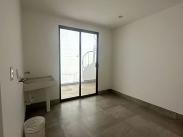 R311 Residencia en venta 4  recamaras Fracc Rincon del Paraso Altozano Morelia