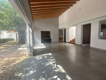 R311 Residencia en venta 4  recamaras Fracc Rincon del Paraso Altozano Morelia