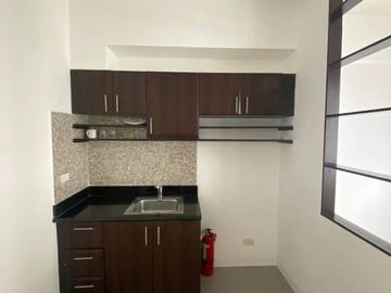 1 Bedroom Condo Unit Stamford Executive Residences McKinley BGC Taguig City