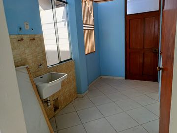 GRAN VENTA DE DEPARTAMENTO CERCA AL HOSPITAL CAYETANO