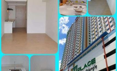 Rush sale ! 150,000 DP only move in agad Rent to own Condominium in Quezon City nr mrt Quezon ave,sm north