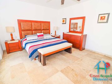 Depa con terraza y jacuzzi. Con club de playa