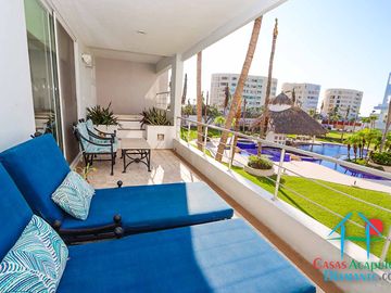 Depa con terraza y jacuzzi. Con club de playa