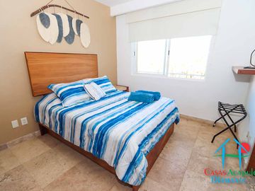 Depa con terraza y jacuzzi. Con club de playa