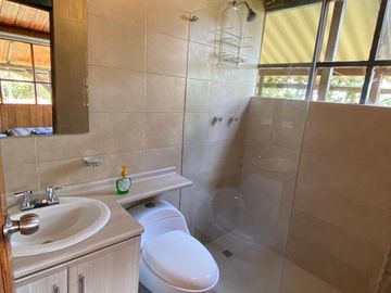Venta Hacienda Ganadera Gualéa - Pacto en San Luis Alto Vía Calacalí 205 Hectáreas $1'100.000