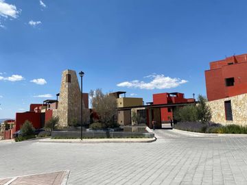 Departamento con jardín, y jacuzzi privado, Terraza, venta, la Lejona, San Miguel de Allende