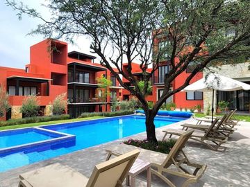 Departamento con jardín, y jacuzzi privado, Terraza, venta, la Lejona, San Miguel de Allende