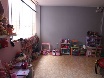 LINDA CASA EN CASA – URB. SAN ISIDRO - PIURA
