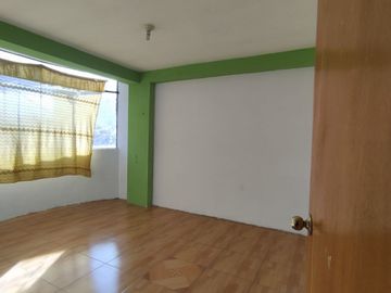 CASA EN VENTA - Tica Tica