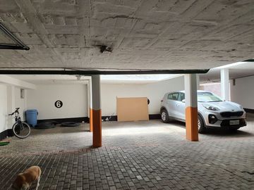 Venta Casa Cumbayá - Lumbisí, Urb. Santa Elena, Contrucción 488 m², T - 405 M²,$400.000