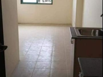 Studio Unit for Sale at Crown Tower Condo in Manila City