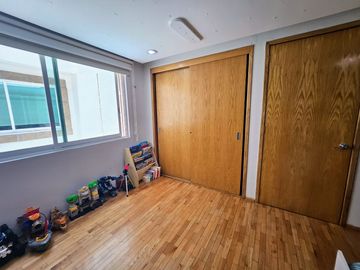 Venta de Townhouse en Lomas del Chamizal, a 3 min de Bosques