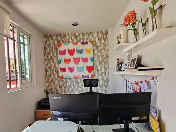 Venta de Townhouse en Lomas del Chamizal, a 3 min de Bosques