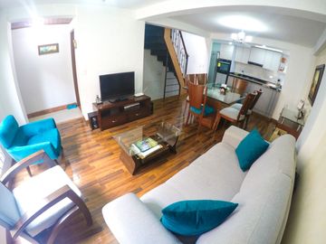 VENTA de CASA CLUB LOS LAGARTOS, cerca a CC TITAN PLAZA, CC Parque la Colina, Av Boyacá, Estación Transmilenio, Calle 80, Calle 127 y Parque Los Lagar
