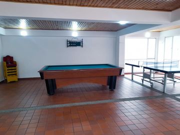 VENTA de CASA CLUB LOS LAGARTOS, cerca a CC TITAN PLAZA, CC Parque la Colina, Av Boyacá, Estación Transmilenio, Calle 80, Calle 127 y Parque Los Lagar