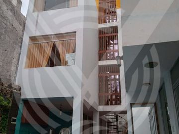 GRAN OPORTUNIDAD: SE VENDE EDIFICIO EN LÍMITE CON PUNTA HERMOSA-LURIN