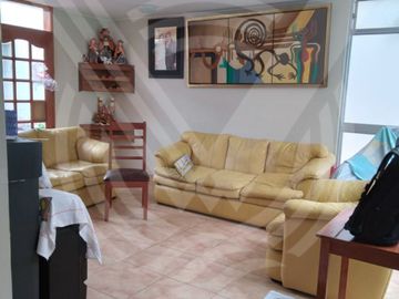 GRAN OPORTUNIDAD: SE VENDE EDIFICIO EN LÍMITE CON PUNTA HERMOSA-LURIN